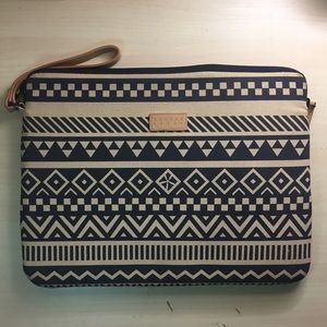 Cute 13.5x10 Laptop/MacBook Padded Travel Case